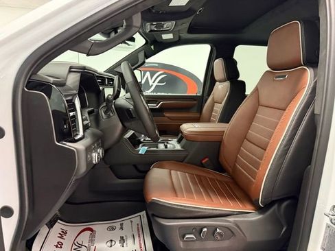 New 2026 GMC Sierra 2500 Denali Ultimate AWD/4WD image 9
