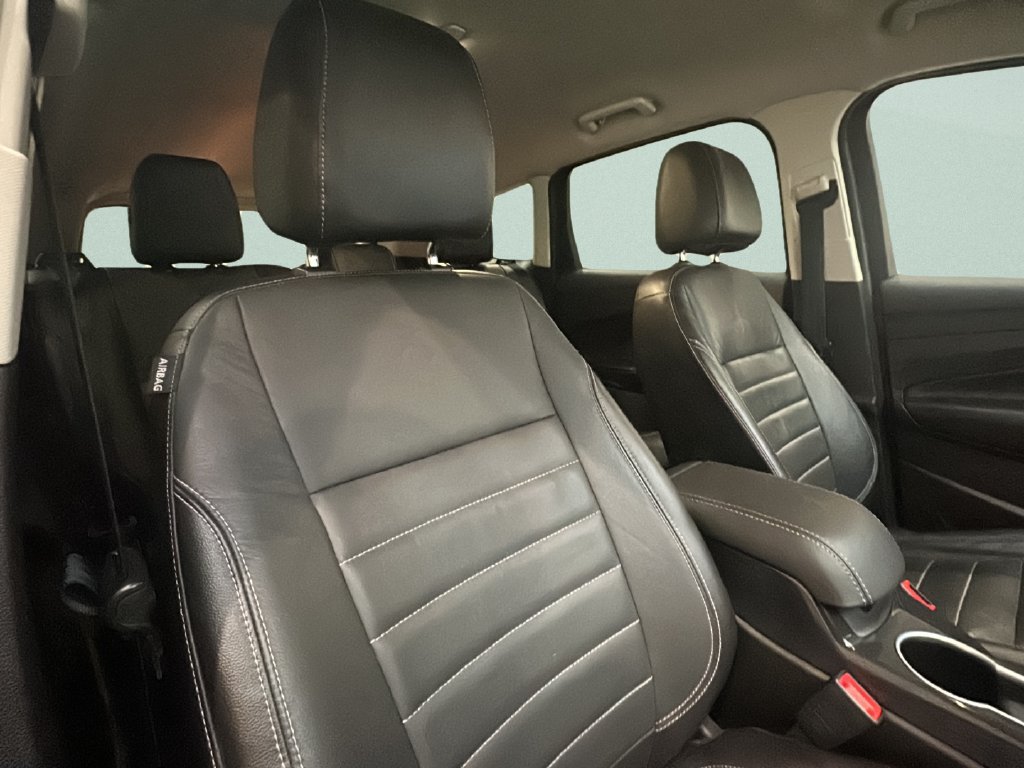 Used 2015 Ford Escape Titanium AWD/4WD image 21