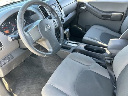 Used 2011 Nissan Xterra S AWD/4WD image 18