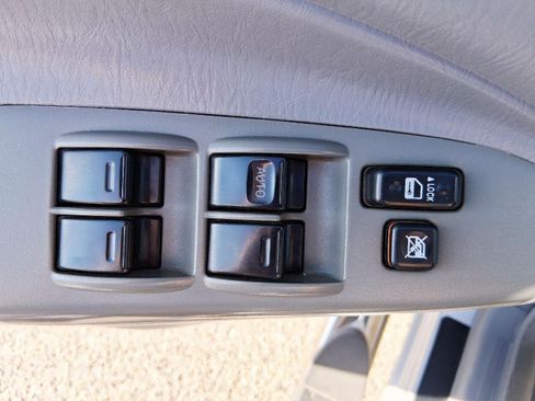 Used 2010 Toyota Tacoma PreRunner RWD image 18