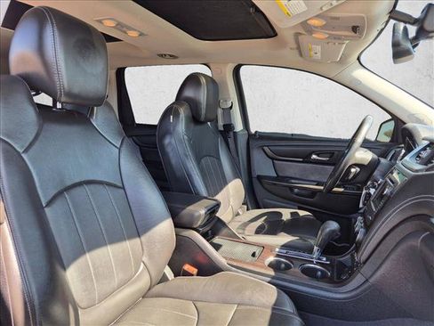 Used 2017 Chevrolet Traverse Premier AWD/4WD image 30