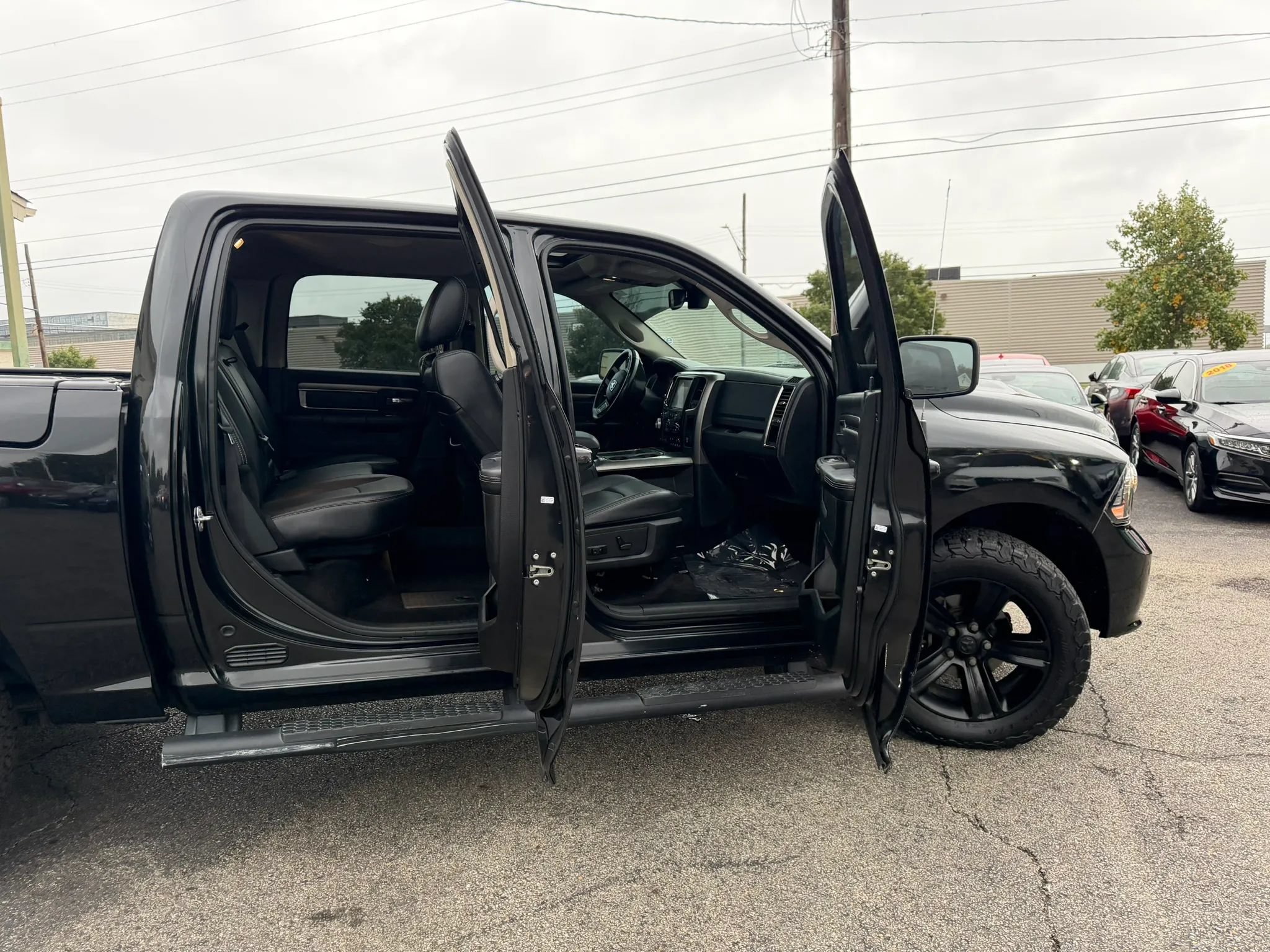 Used 2017 RAM 1500 Sport w/ Convenience Group AWD/4WD image 24