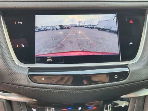 Used 2024 Cadillac XT6 Luxury FWD image 17