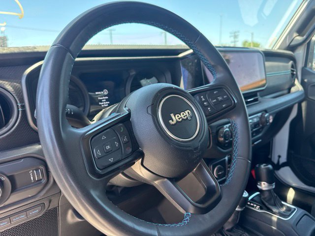 Used 2024 Jeep Wrangler Unlimited Rubicon 4xe AWD/4WD image 10