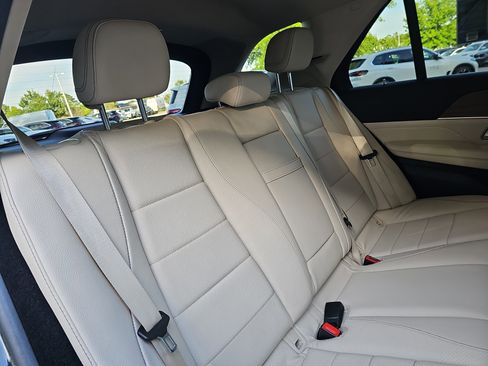 Used 2021 Mercedes-Benz GLE 350 4MATIC image 12