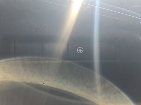 New 2026 Nissan Kicks SR w/ Cold Weather Package image 12