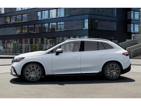 New 2026 Mercedes-Benz EQE 320 4MATIC SUV image 34