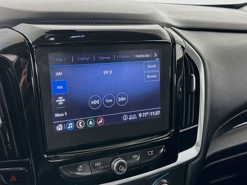 Used 2021 Chevrolet Traverse RS AWD/4WD image 19