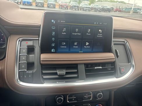 Certified 2024 Chevrolet Tahoe High Country w/ Advanced Technology Package image 21