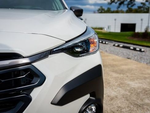 Certified 2026 Subaru Crosstrek 2.5i Premium AWD/4WD image 3