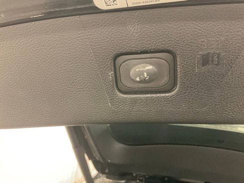 Used 2017 Ford Edge SEL w/ Equipment Group 201A image 27