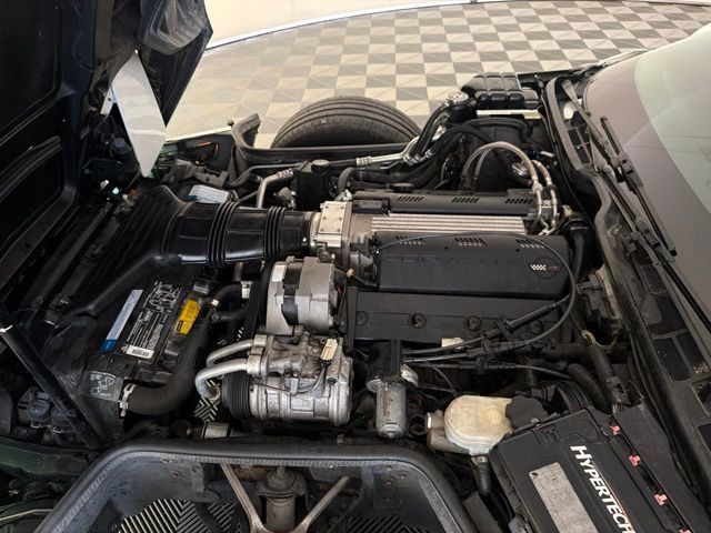 Used 1993 Chevrolet Corvette Coupe RWD image 40
