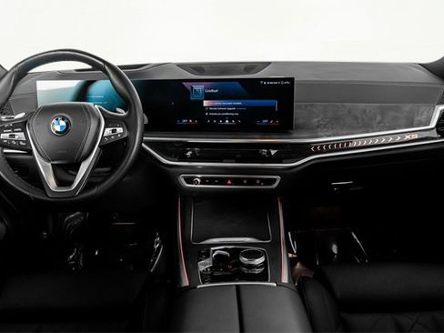 Used 2024 BMW X5 xDrive40i w/ Premium Essential Package image 52