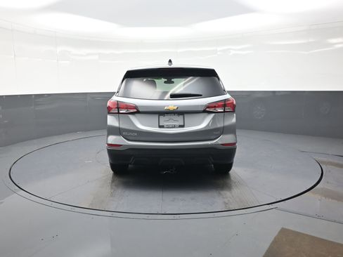 Used 2023 Chevrolet Equinox LS w/ LS Convenience Package AWD/4WD image 4