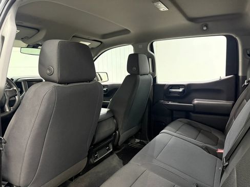 Used 2020 Chevrolet Silverado 1500 Custom w/ Custom Value Package AWD/4WD image 16