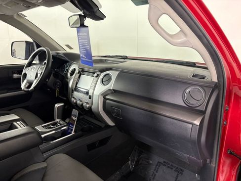 Used 2018 Toyota Tundra SR5 w/ SR5 Upgrade Package RWD image 34