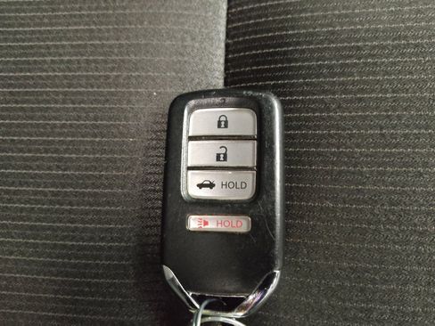 Used 2018 Honda Accord LX image 32