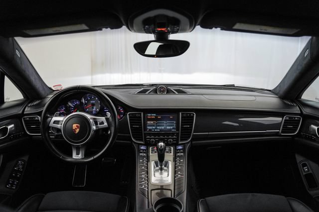 Used 2016 Porsche Panamera GTS AWD/4WD image 12