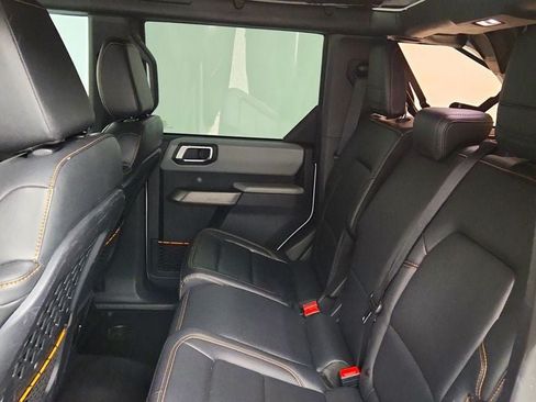 Used 2022 Ford Bronco Badlands w/ Sasquatch Package AWD/4WD image 20