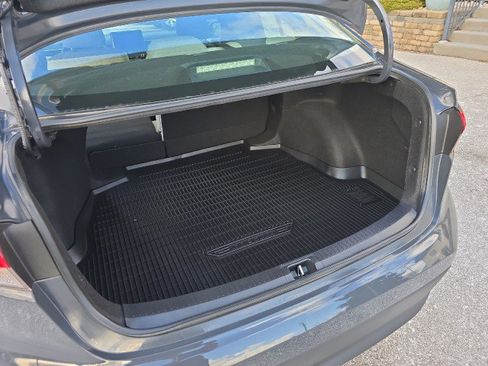 Used 2023 Toyota Corolla LE image 35