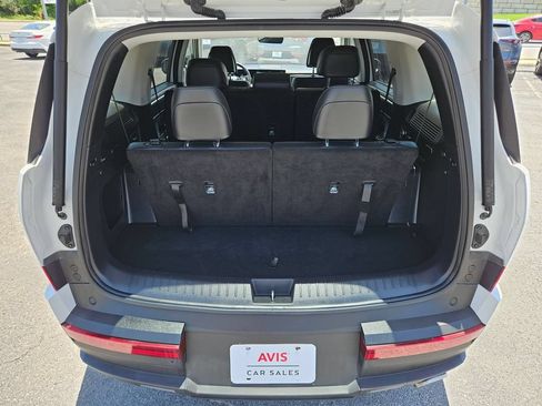 Used 2025 Hyundai Santa Fe SEL FWD image 28