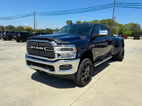 Used 2020 RAM 3500 Laramie AWD/4WD image 2