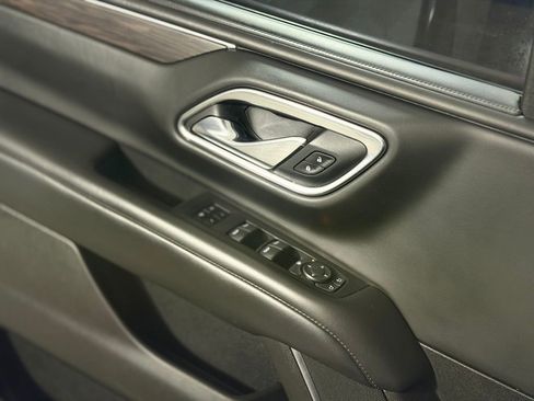 Used 2021 Chevrolet Tahoe LT AWD/4WD image 23