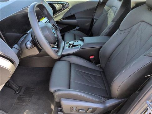 Used 2025 BMW X3 xDrive30i w/ Premium Package image 17