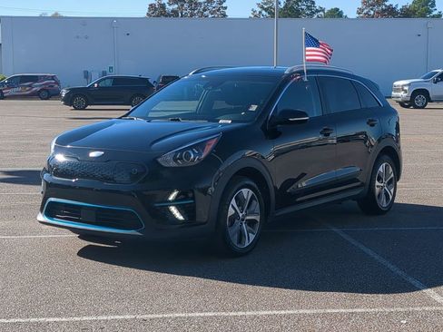 Used 2021 Kia Niro EX w/ Cold Weather Package image 4