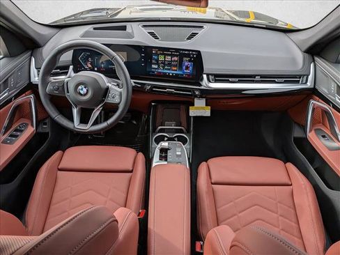 Used 2026 BMW X1 xDrive28i w/ Technology Package AWD/4WD image 18