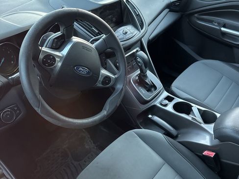 Used 2013 Ford Escape SE image 5