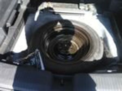 Used 2025 Nissan Rogue SV image 18