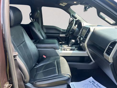 Used 2018 Ford F150 Lariat w/ Equipment Group 502A Luxury image 13