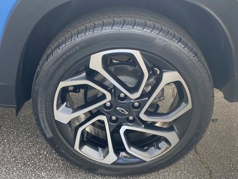 Used 2024 Chevrolet Trax RS w/ Sunroof Package image 15