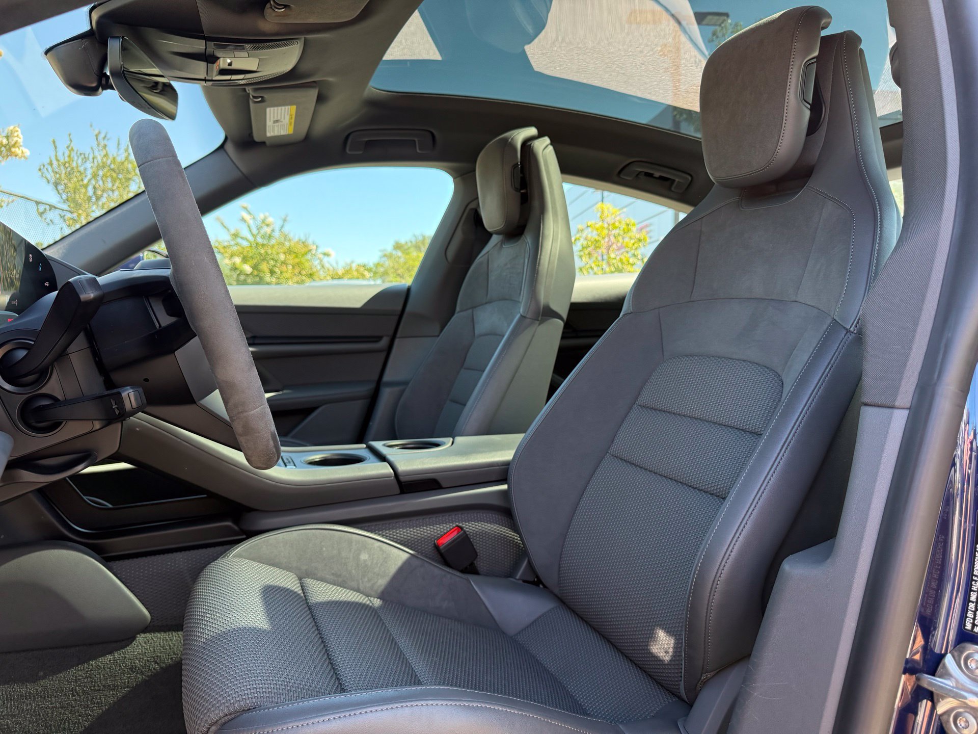 Certified 2023 Porsche Taycan 4S AWD/4WD image 5