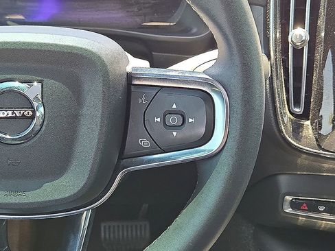 Certified 2023 Volvo C40 P8 Recharge Ultimate AWD/4WD image 21