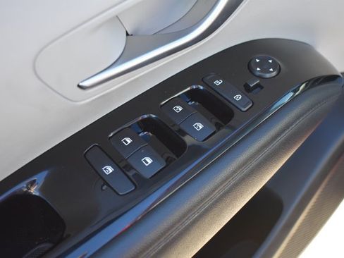 Used 2023 Hyundai Tucson Limited AWD/4WD image 13