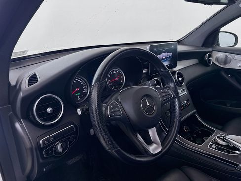 Used 2019 Mercedes-Benz GLC 300 4MATIC Coupe image 9