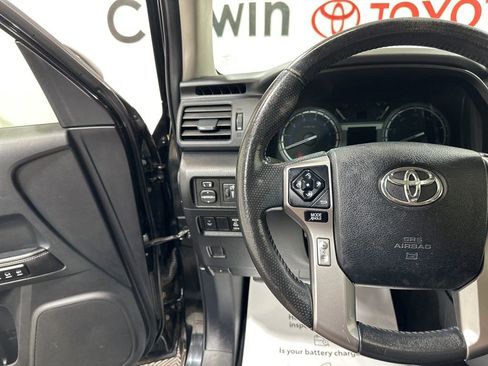 Used 2015 Toyota 4Runner Limited image 26
