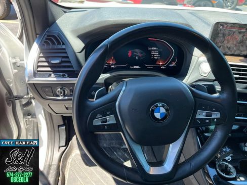 Used 2021 BMW X4 xDrive30i w/ Convenience Package AWD/4WD image 3