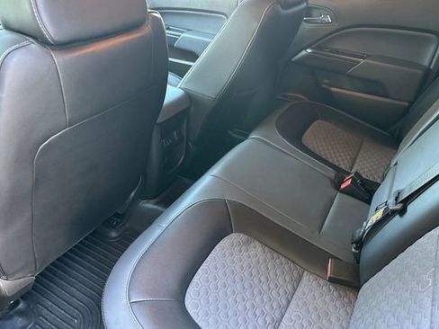 Used 2016 Chevrolet Colorado Z71 image 15