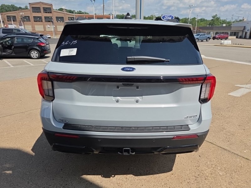 New 2026 Ford Explorer ST-Line AWD/4WD image 6