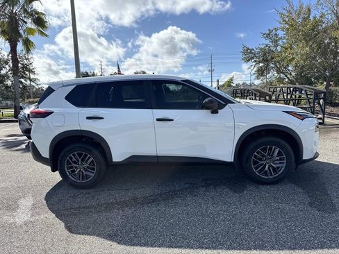 Certified 2023 Nissan Rogue S image 2