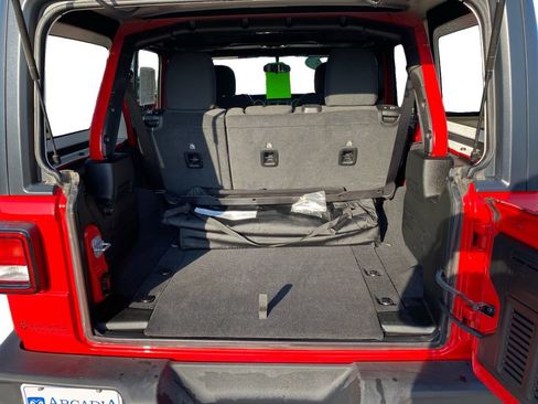 Used 2021 Jeep Wrangler Unlimited Sport image 19
