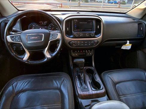 Used 2021 GMC Canyon Denali image 15