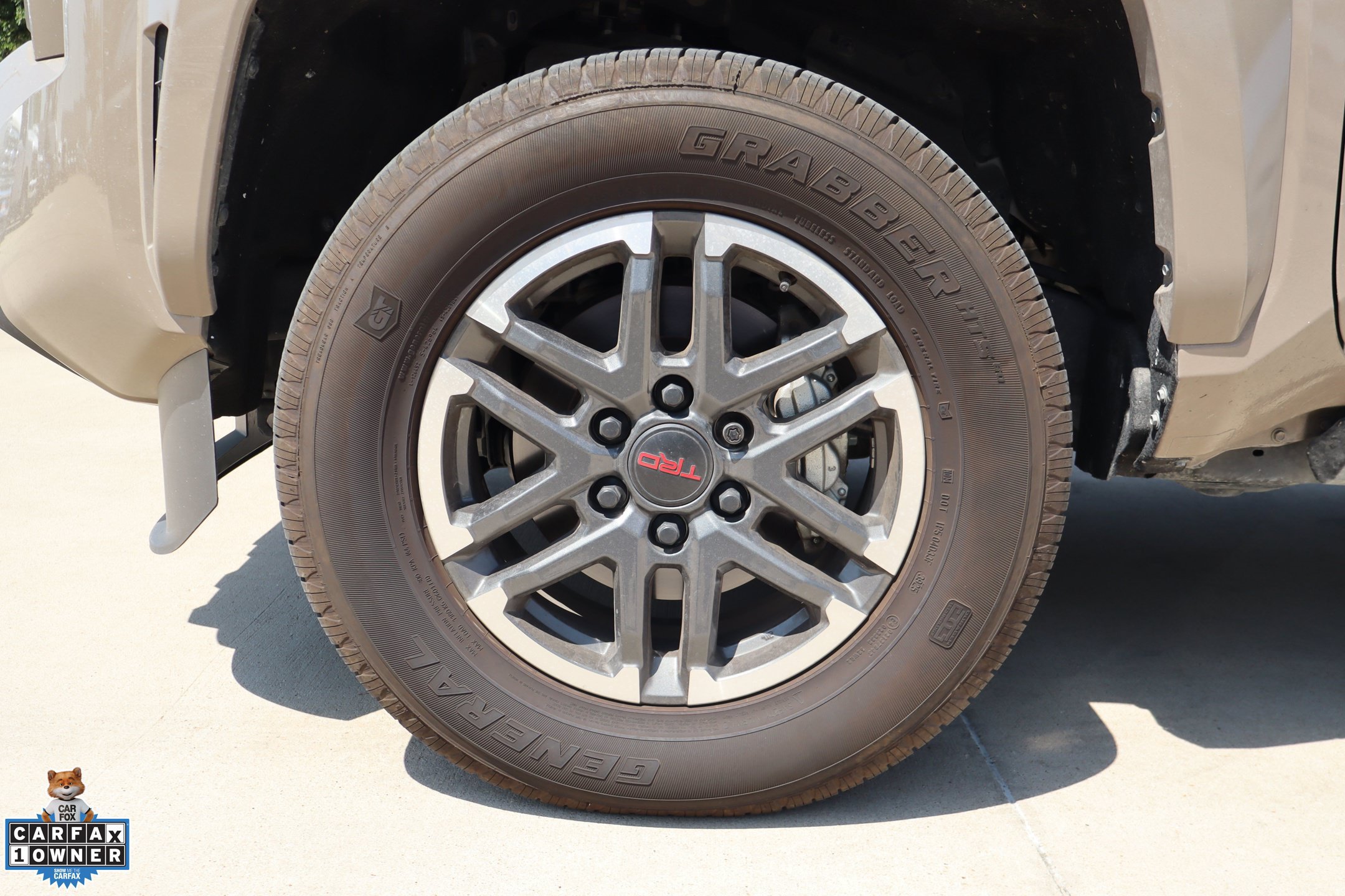 Used 2026 Toyota Tacoma TRD Sport RWD image 12