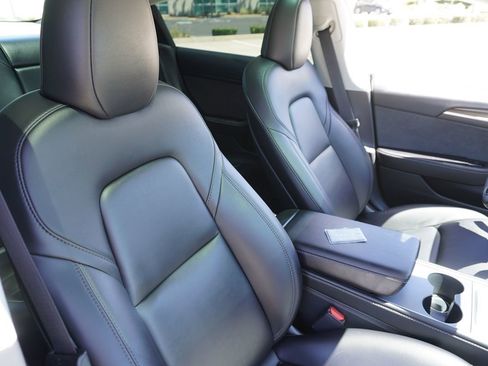 Used 2023 Tesla Model 3 Standard Range RWD image 14