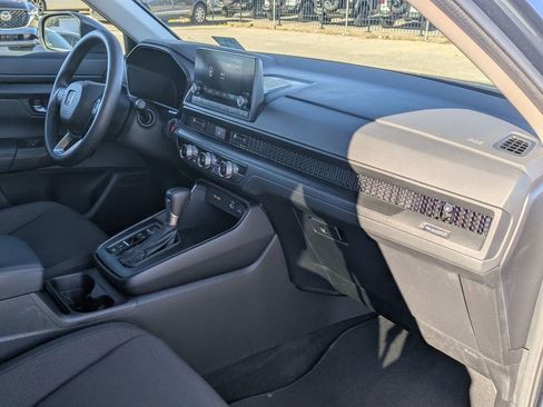 Used 2025 Honda CR-V LX image 31