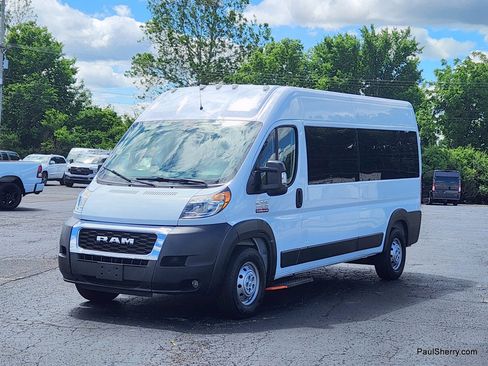 Used 2021 RAM ProMaster 2500 w/ Premium Appearance Group FWD image 7