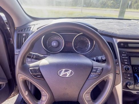 Used 2012 Hyundai Sonata GLS FWD image 24